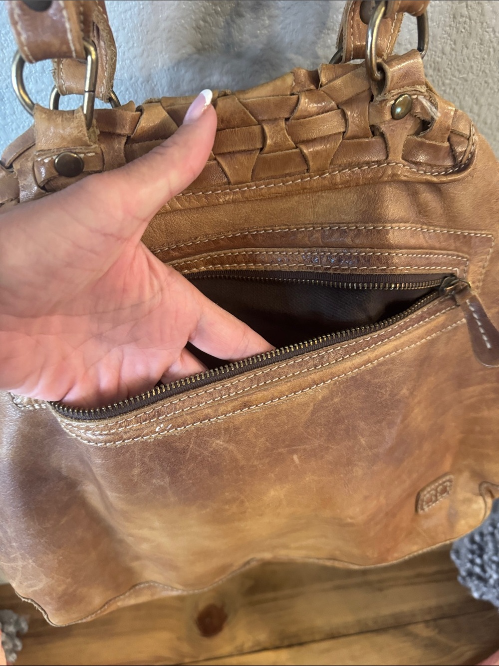 Bed Stu EUC Leather Tote Handbag in Distressed Tan - Picture 3 of 7